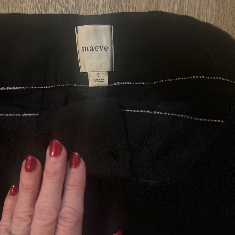 Anthropologie
Maeve Brand
Black 
Small
Zip up front
Mini Skirt - Picture 7 of 12
